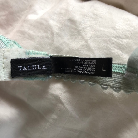 Aritzia Bralettes - Picture 6 of 8
